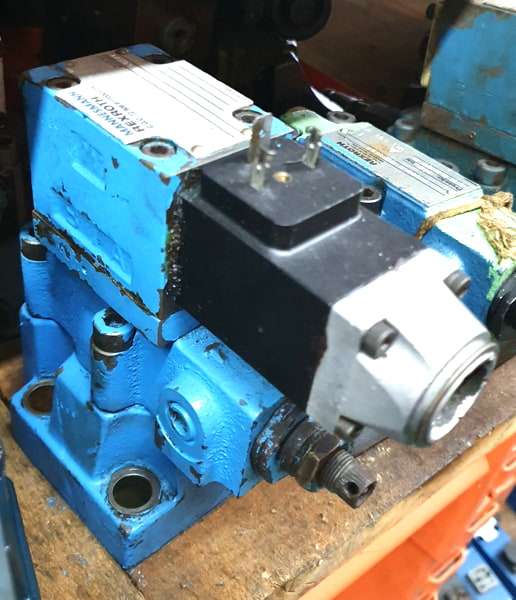 REXROTH usada